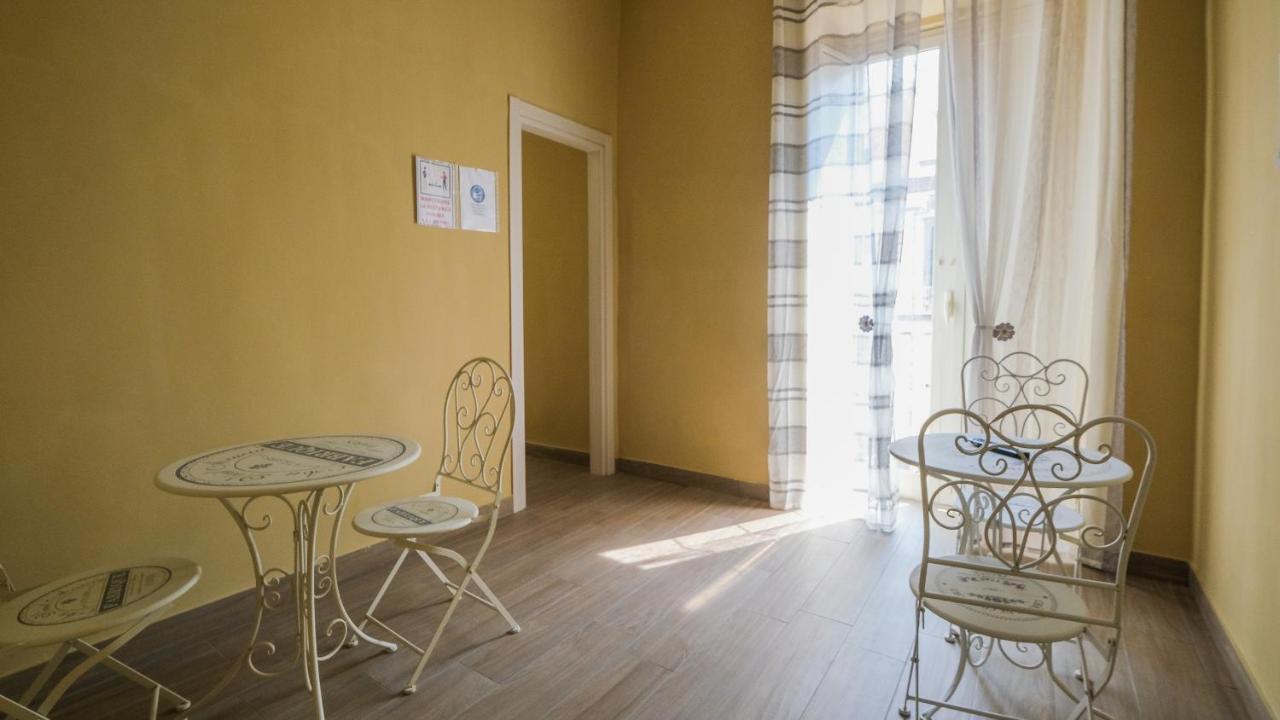 Royal Dante Bed & Breakfast Napoli Bagian luar foto