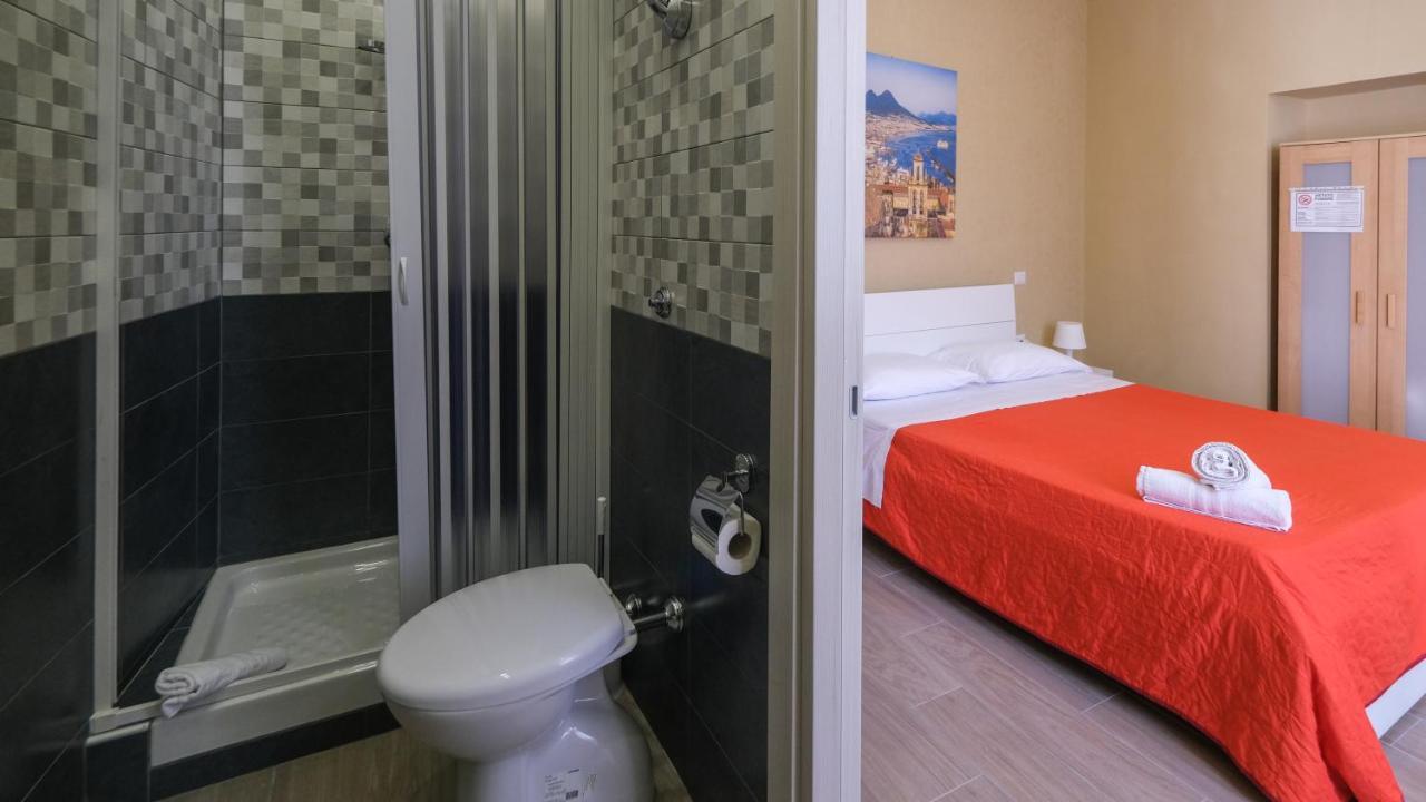 Royal Dante Bed & Breakfast Napoli Bagian luar foto