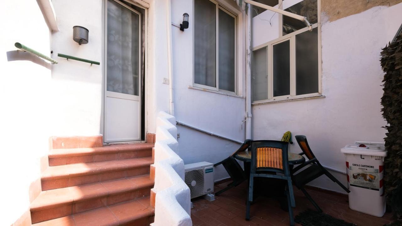 Royal Dante Bed & Breakfast Napoli Bagian luar foto