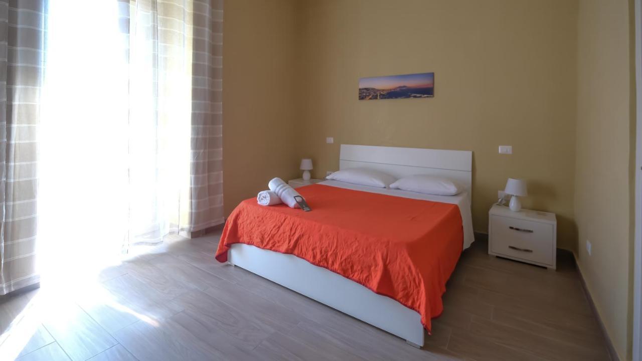 Royal Dante Bed & Breakfast Napoli Bagian luar foto