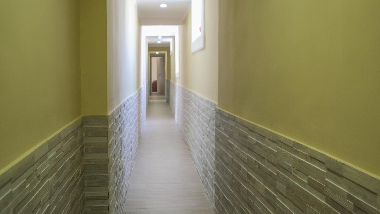Royal Dante Bed & Breakfast Napoli Bagian luar foto