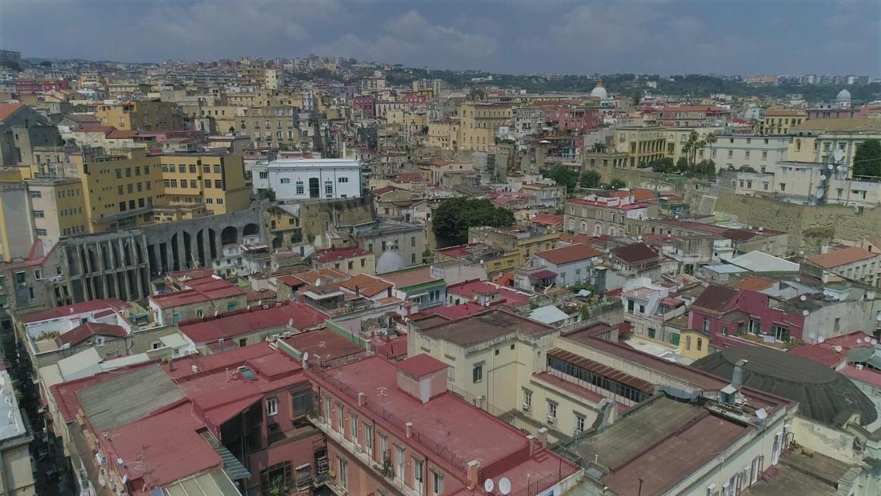 Royal Dante Bed & Breakfast Napoli Bagian luar foto