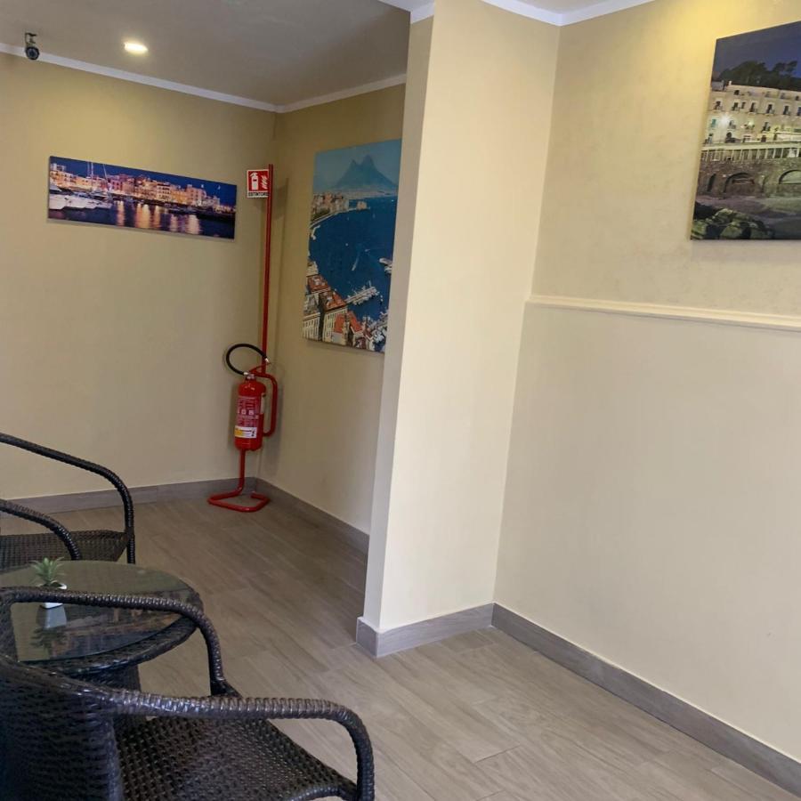 Royal Dante Bed & Breakfast Napoli Bagian luar foto