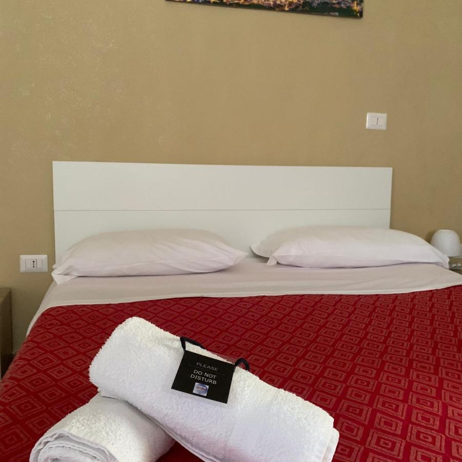 Royal Dante Bed & Breakfast Napoli Bagian luar foto