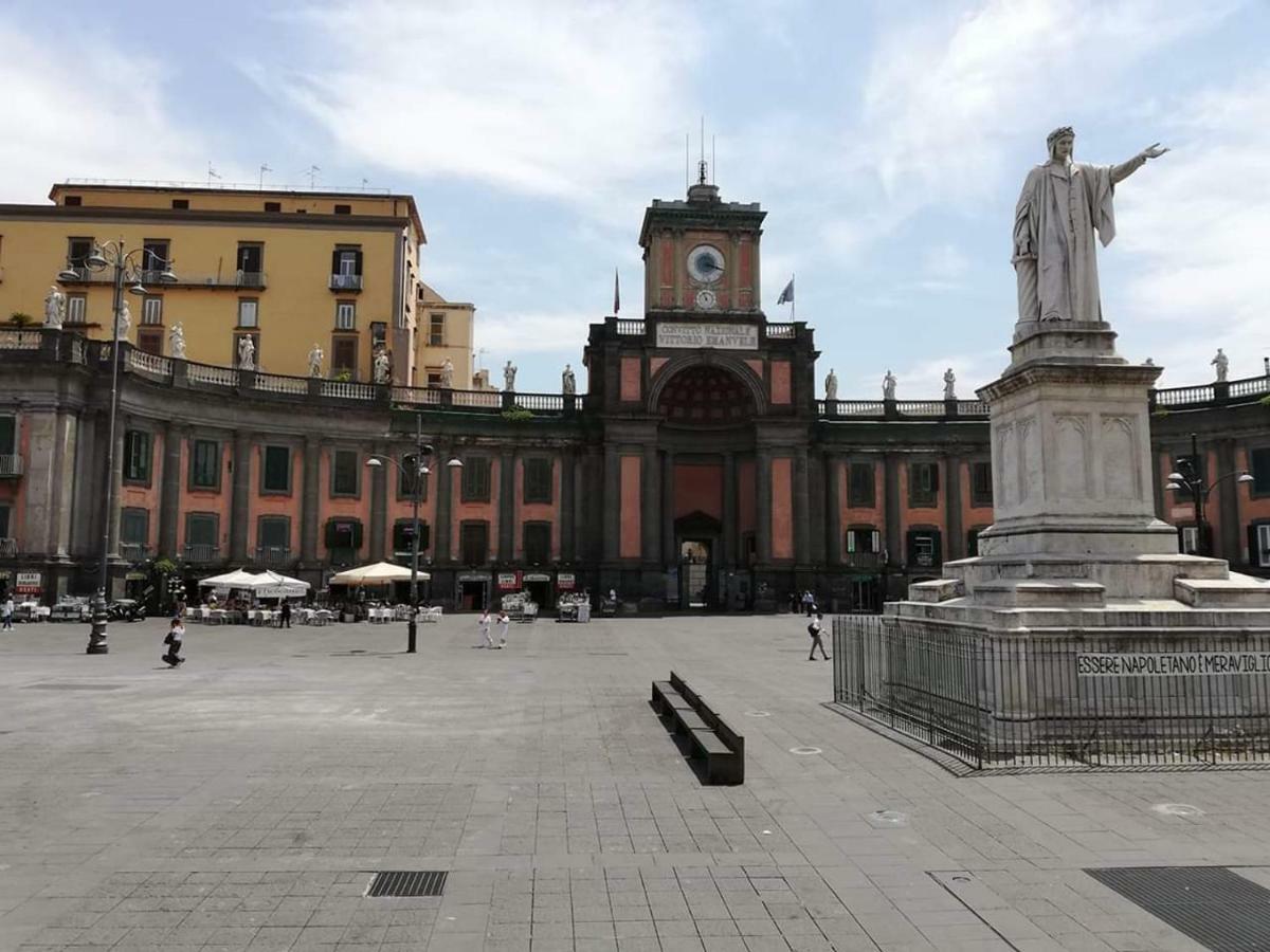 Royal Dante Bed & Breakfast Napoli Bagian luar foto