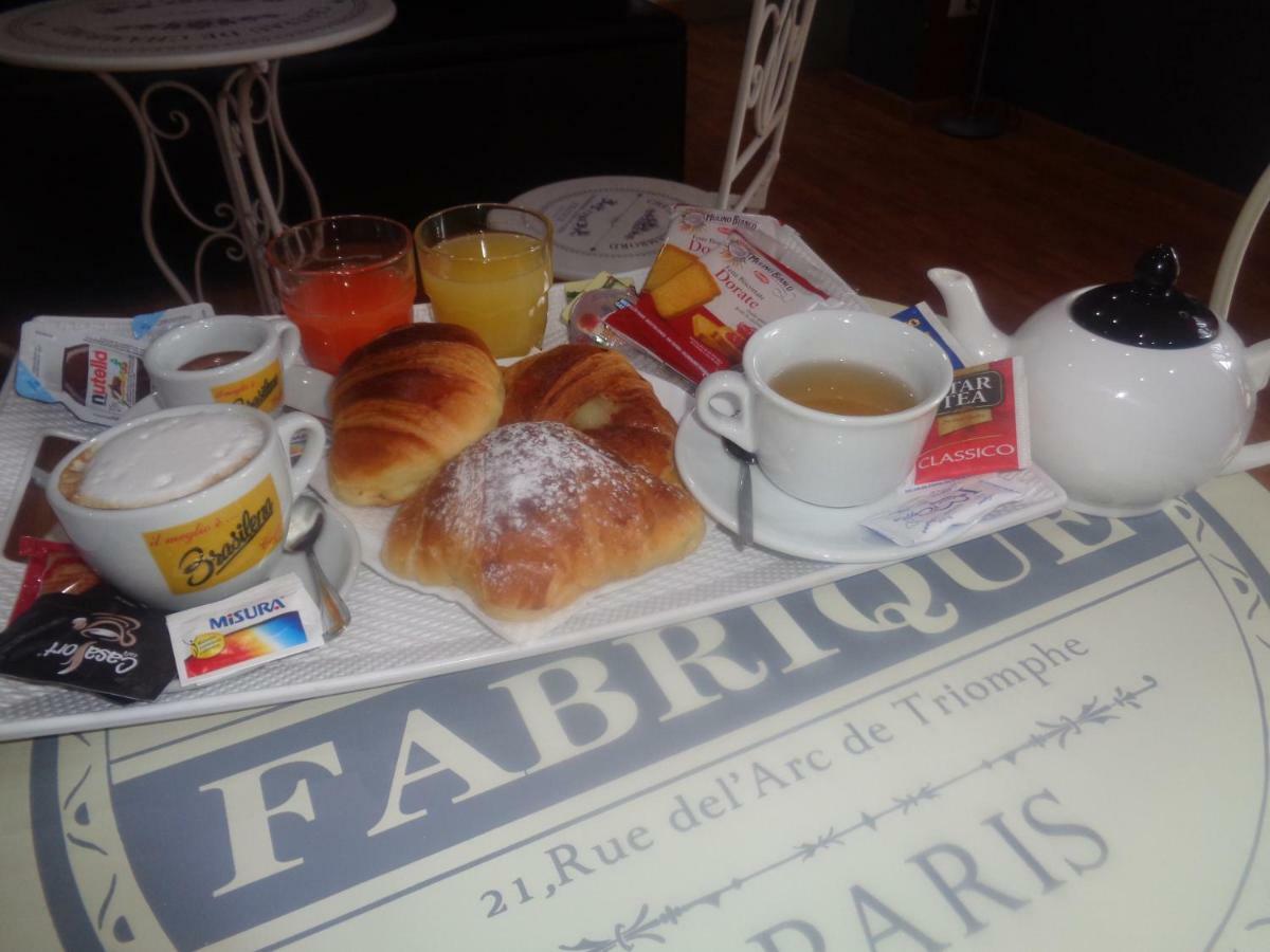 Royal Dante Bed & Breakfast Napoli Bagian luar foto